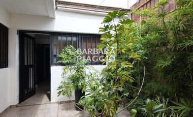 AMPLIA CASA EN GUADALUPE - Javier de la Rosa al 800