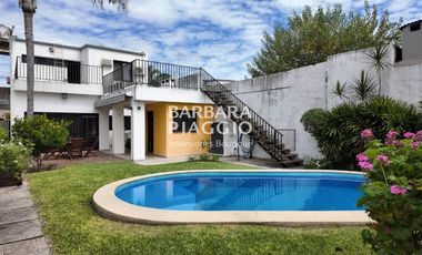 AMPLIA CASA EN GUADALUPE - Javier de la Rosa al 800