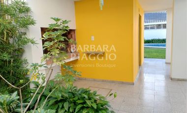AMPLIA CASA EN GUADALUPE - Javier de la Rosa al 800