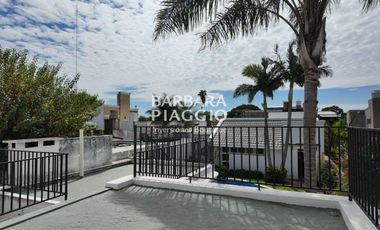 AMPLIA CASA EN GUADALUPE - Javier de la Rosa al 800