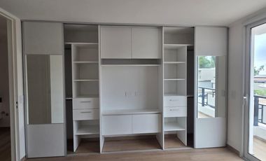 Venta Casa Duplex de 3 dormitorios en housing con amenities y financiación propia