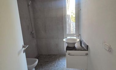 Casa alquiler en  Housing Las Veras duplex de 2 dormitorios con patio valle escondido