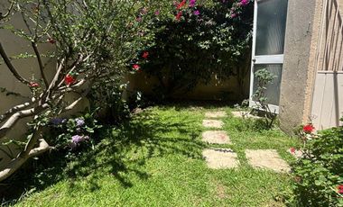 CASA EN VENTA EN FUENTES DE SATELITE DE 180 M2 CON 3 RECAMARAS Y 2 GARAGES
