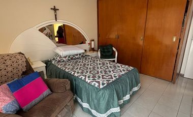 CASA EN VENTA EN FUENTES DE SATELITE DE 180 M2 CON 3 RECAMARAS Y 2 GARAGES