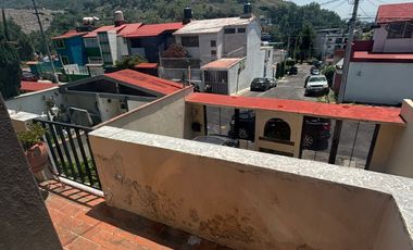 CASA EN VENTA EN FUENTES DE SATELITE DE 180 M2 CON 3 RECAMARAS Y 2 GARAGES
