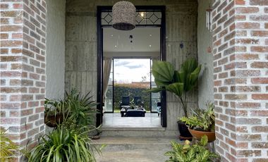 Se renta casa campestre en La Condina Pereira