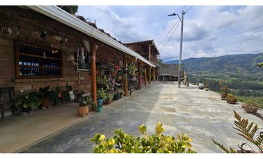 VENDO CASA CAMPESTRE EN AMAGA ANTIOQUIA