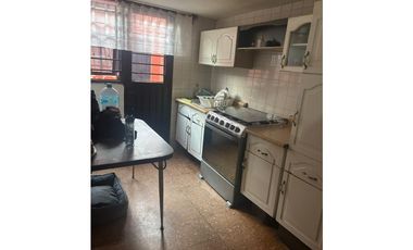 REMODELA CASA CON BUENOS ESPACIOS, SOLO RECURSOS PROPIOS