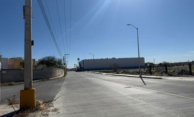 Terreno Comercial en Renta