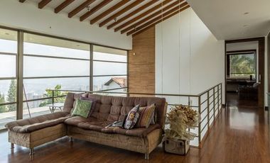 Casa Campestre De 2 Niveles Con Imponente Vista  En Venta En Sabaneta