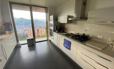 Casa Campestre De 2 Niveles Con Imponente Vista  En Venta En Sabaneta