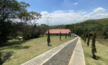 Se Vende Casa Campestre Nueva en Essencial Country – Jamundí