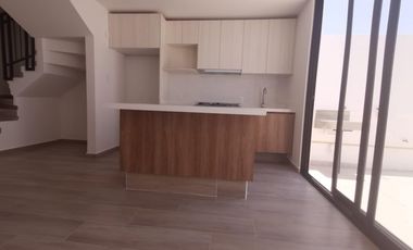 ESTRENA CASA EN RENTA EN ALÍA RESIDENCIAL, ZONA EL MIRADOR, QUERETARO