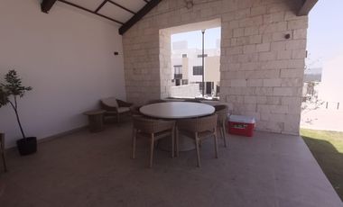 ESTRENA CASA EN RENTA EN ALÍA RESIDENCIAL, ZONA EL MIRADOR, QUERETARO