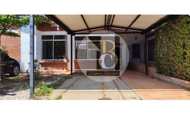 ARRIENDO APTO PRIMER PISO BARRIO VILLA DOCENTE