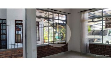 ARRIENDO APTO PRIMER PISO BARRIO VILLA DOCENTE