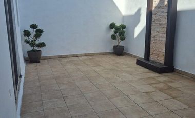 CASA EN VENTA – PUERTA DE HIERRO, PRIVADA MIRADOR DEL BOSQUE