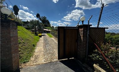 Casa en Alquiler en Envigado Las Antillas