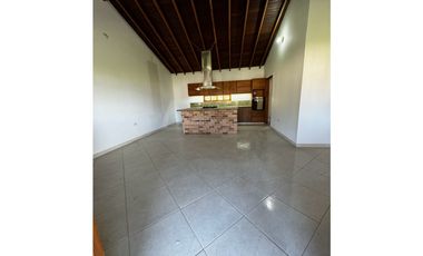 Casa en Alquiler en Envigado Las Antillas