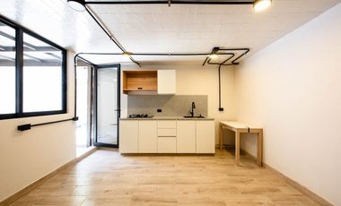 Loft Industrial con Terraza y Vista al Campo de Golf Campestre 1