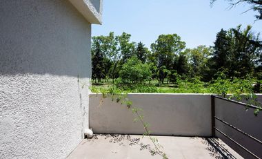 Loft Industrial con Terraza y Vista al Campo de Golf Campestre 5