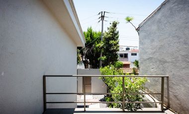 Loft Industrial con Terraza y Vista al Campo de Golf Campestre 8