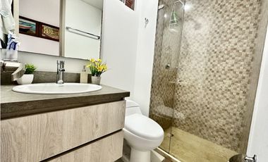 Serena del Mar - Arriendo Apartamento Amoblado en Zinnia Club House.