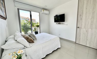 Serena del Mar - Arriendo Apartamento Amoblado en Zinnia Club House.