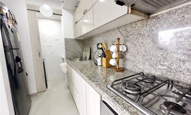 Serena del Mar - Arriendo Apartamento Amoblado en Zinnia Club House.