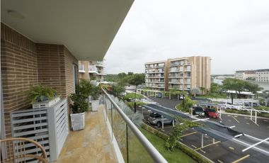 Serena del Mar - Arriendo Apartamento Amoblado en Zinnia Club House.