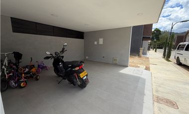 SE VENDE CASA EN LA CEJA UNIDAD CERRADA CAMPESTRE REAL PRECIO FIJO
