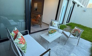 Loft Amueblado en Distrito Sophia con jardín privado | Renta facturable