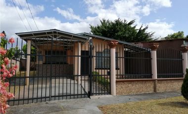 ALQUILER  CASA EN SAN ANTONIO