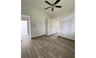 VENTA CASA CERRO ANCÓN