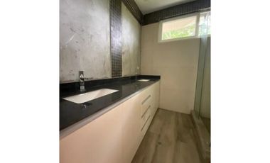 VENTA CASA CERRO ANCÓN