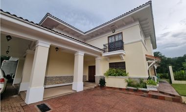Venta casa en Clayton, Los Senderos de Camino de Cruces