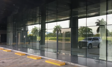 ALQUILER PLAZA COMERCIAL SANTA MARA