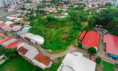 Se vende terreno en Transístmica, Urbanización Orillac