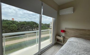 Departamento 3 ambientes tipo duplex en venta en Pinamar