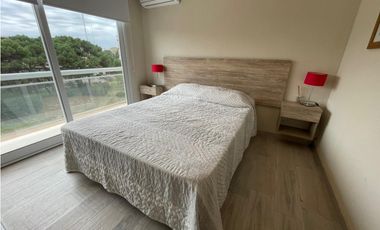 Departamento 3 ambientes tipo duplex en venta en Pinamar