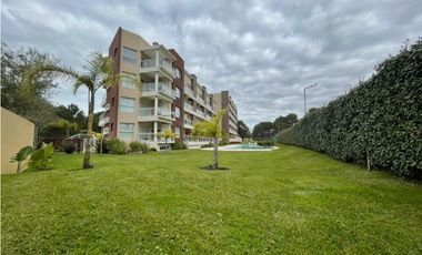 Departamento 3 ambientes tipo duplex en venta en Pinamar