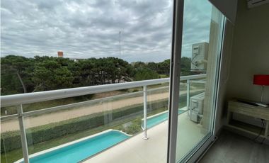 Departamento 3 ambientes tipo duplex en venta en Pinamar