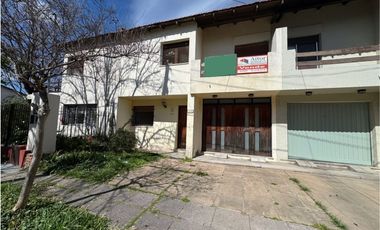 Casa en B. Banco Prov. a la venta