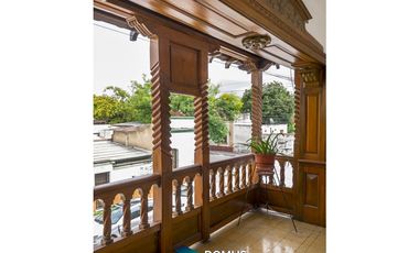 ALQUILER CASA ZONA CENTRO - URQUIZA AL 100