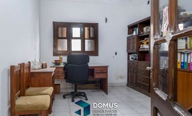 ALQUILER CASA ZONA CENTRO - URQUIZA AL 100