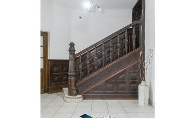 ALQUILER CASA ZONA CENTRO - URQUIZA AL 100