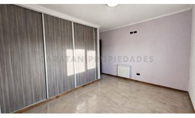 Casa en Venta en Funes Hills Miraflores