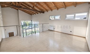 Casa en Venta en Funes Hills Miraflores