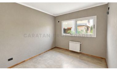Casa en Venta en Funes Hills Miraflores