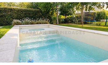 Casa en Alquiler en Funes Hills Miraflores